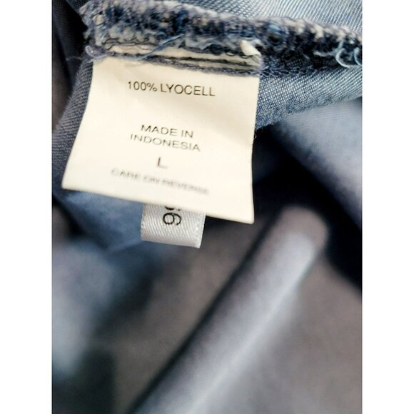 Womens: New York & Company: Blouse Convertible Sleeve, V-Neck, NWT - Picture 4 of 4